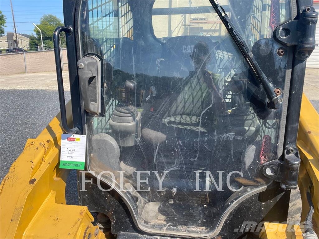 CAT 262D Skid steer loaders
