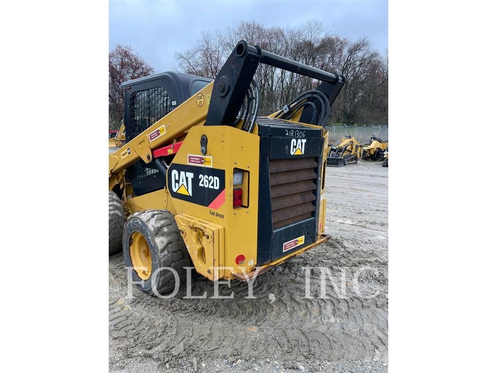 CAT 262D Skid steer loaders