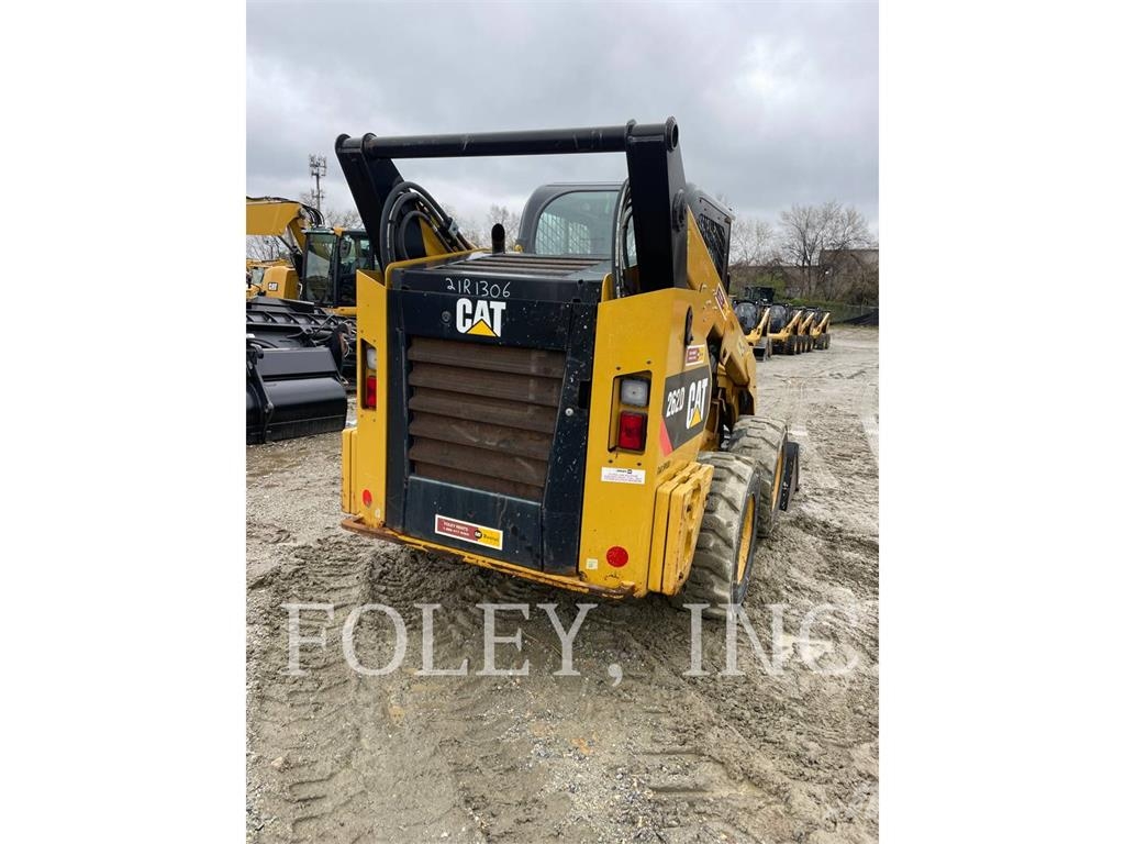 CAT 262D Skid steer loaders