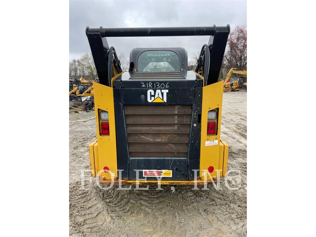 CAT 262D Skid steer loaders