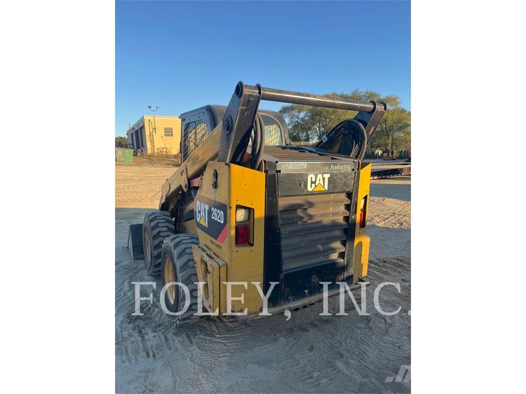 CAT 262D Skid steer loaders