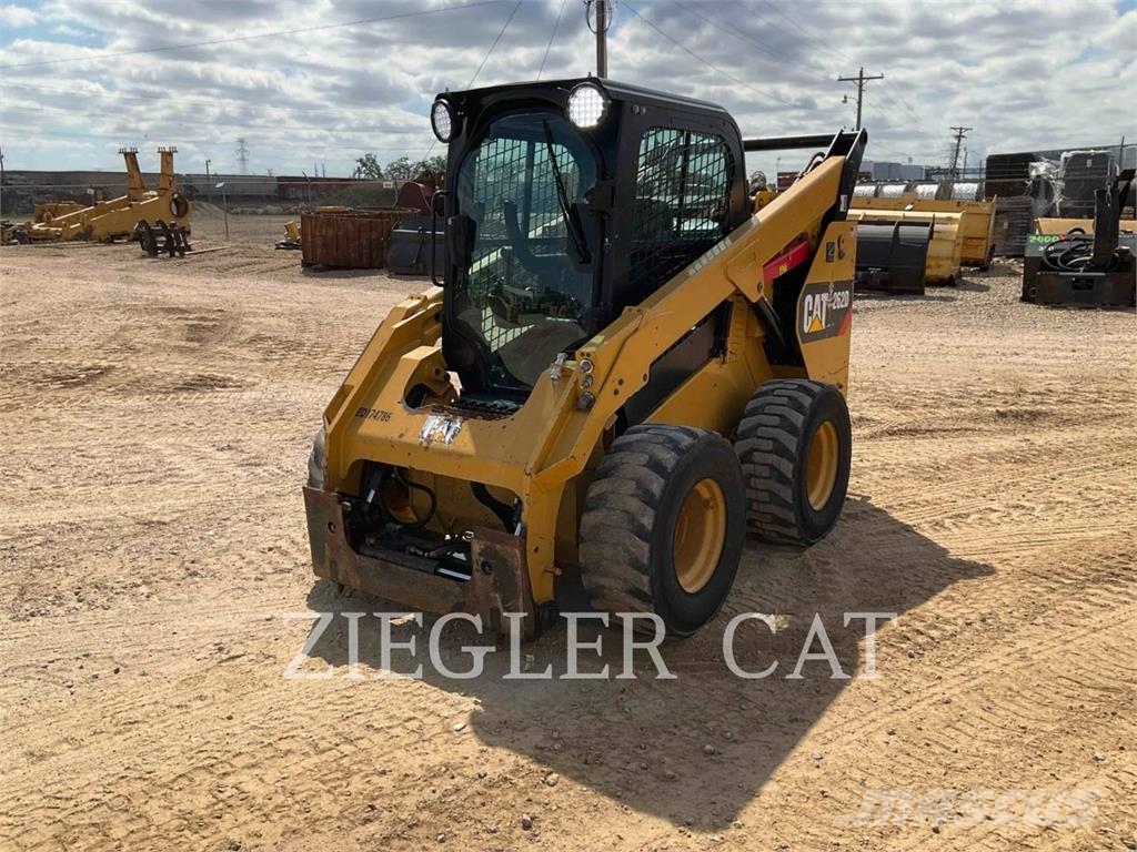 CAT 262D Φορτωτάκια