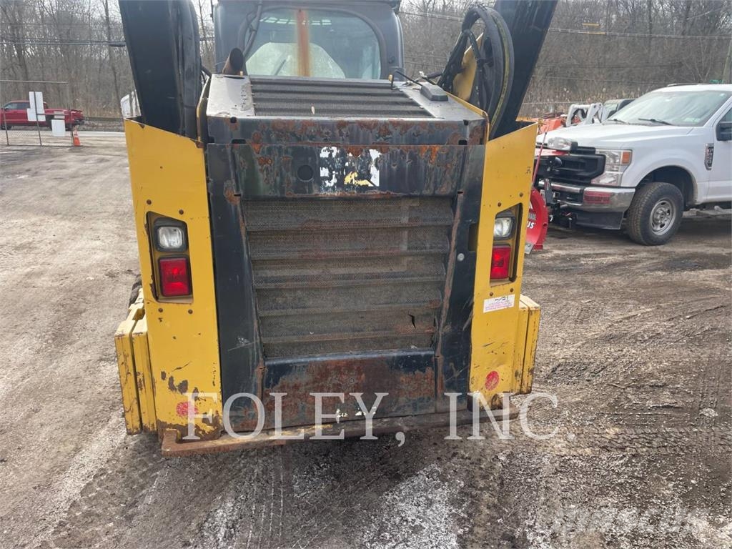 CAT 262D Skid steer mini nakladalci