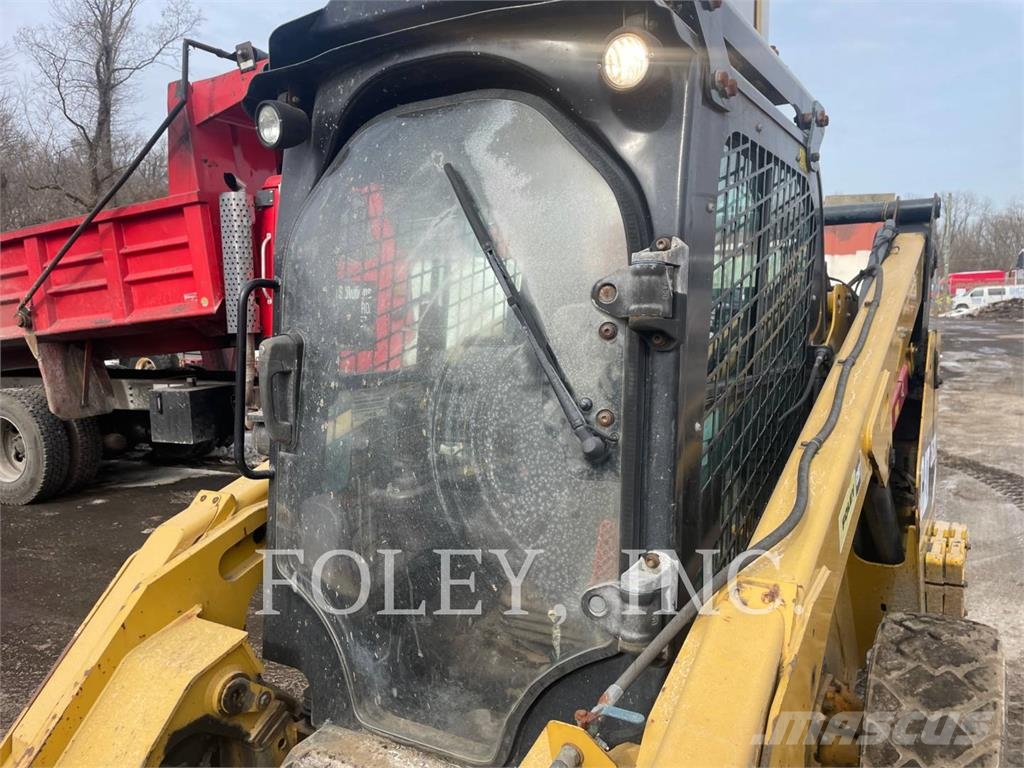 CAT 262D Skid steer mini nakladalci