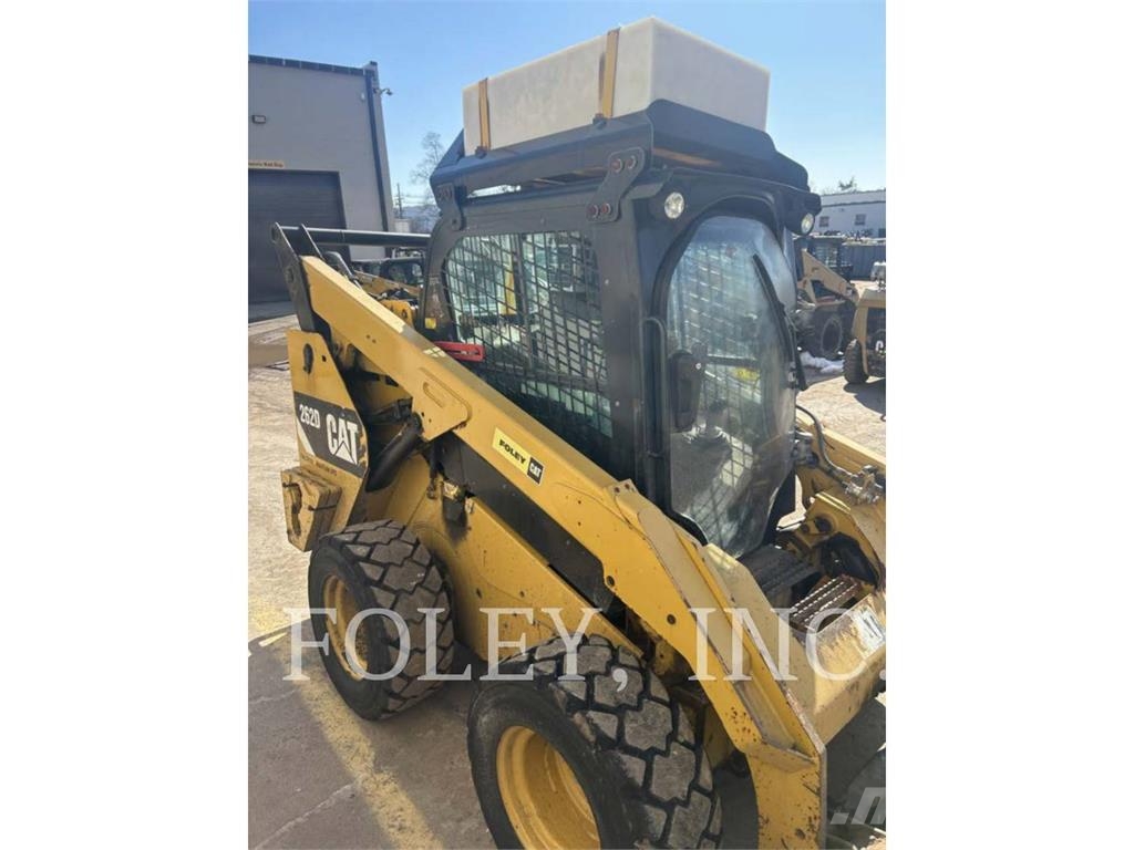 CAT 262D Skid steer mini nakladalci