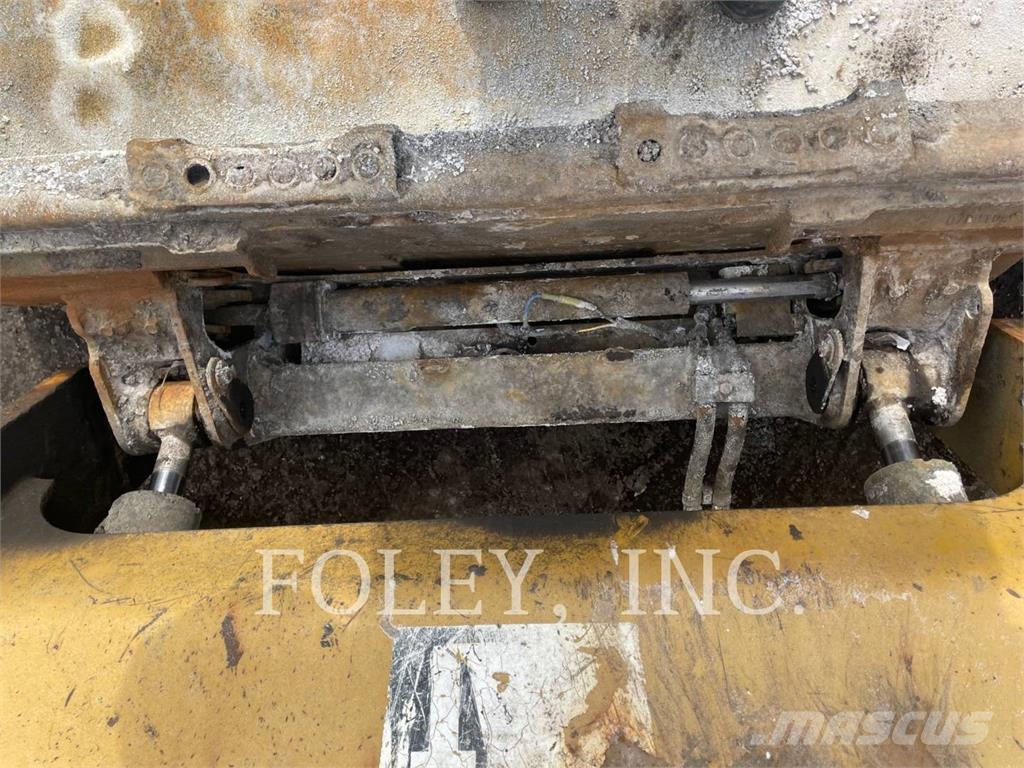 CAT 262D Skid steer mini nakladalci