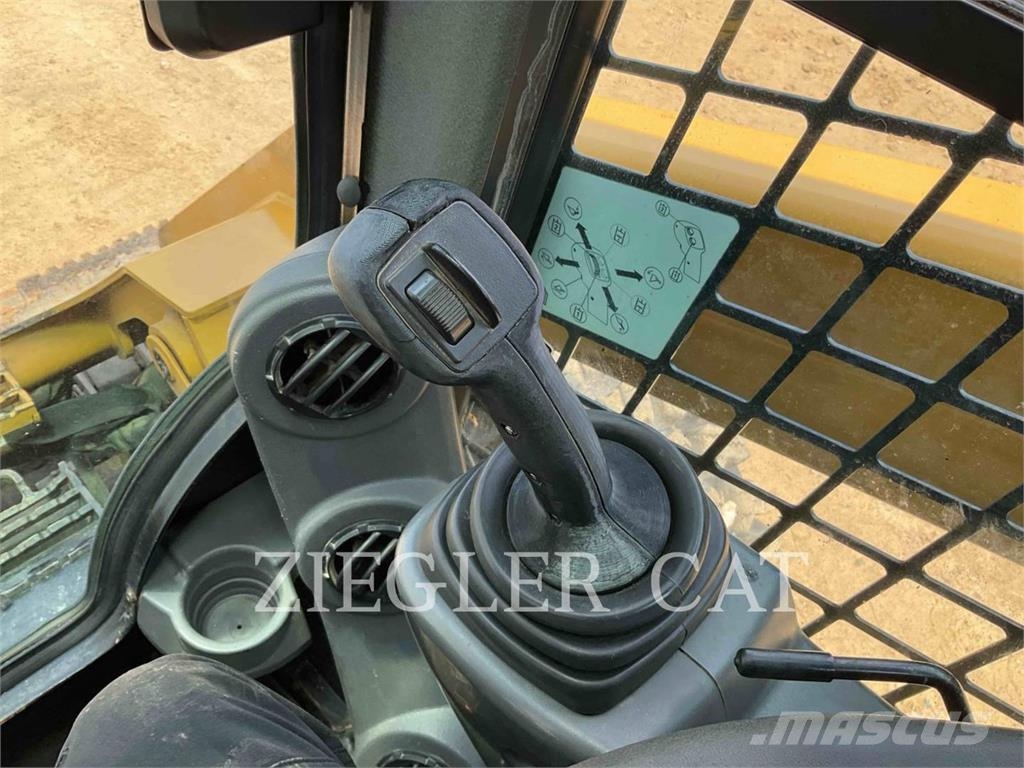 CAT 262D Kompaktrakodók