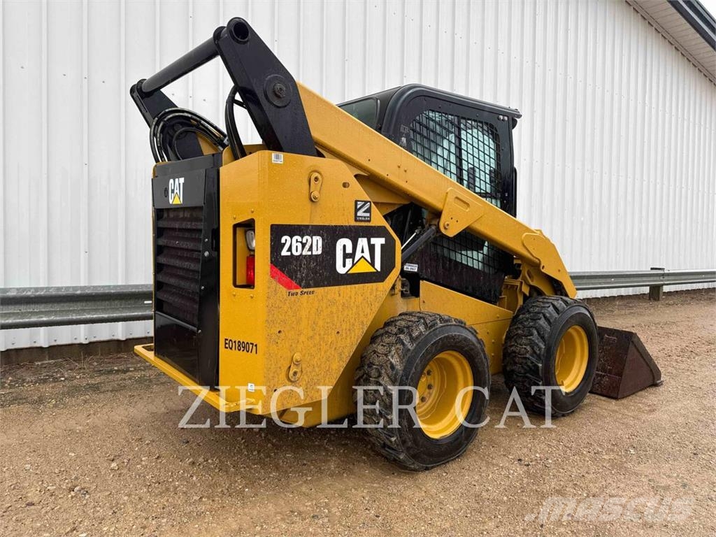 CAT 262D لوادر انزلاقية التوجيه