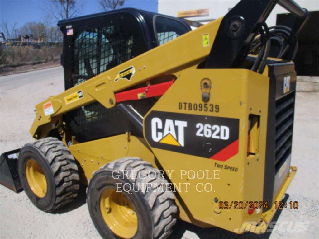 CAT 262D Skid steer loaders