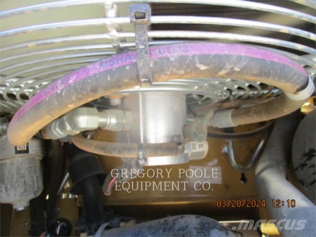 CAT 262D Skid steer loaders
