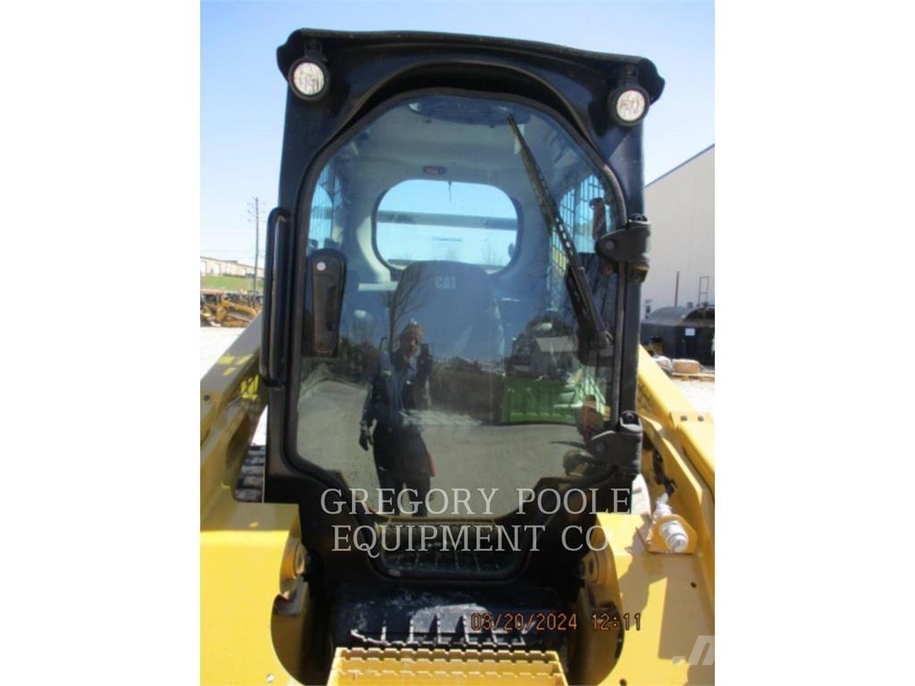 CAT 262D Skid steer loaders