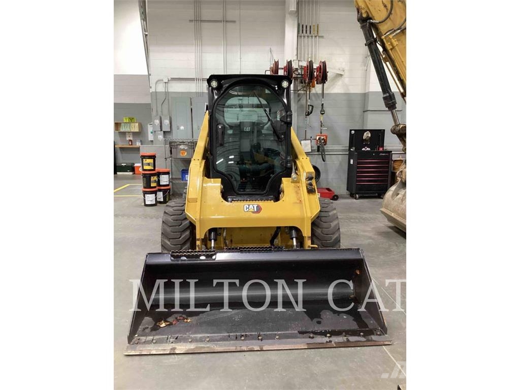 CAT 262D 3 Skid steer loaders