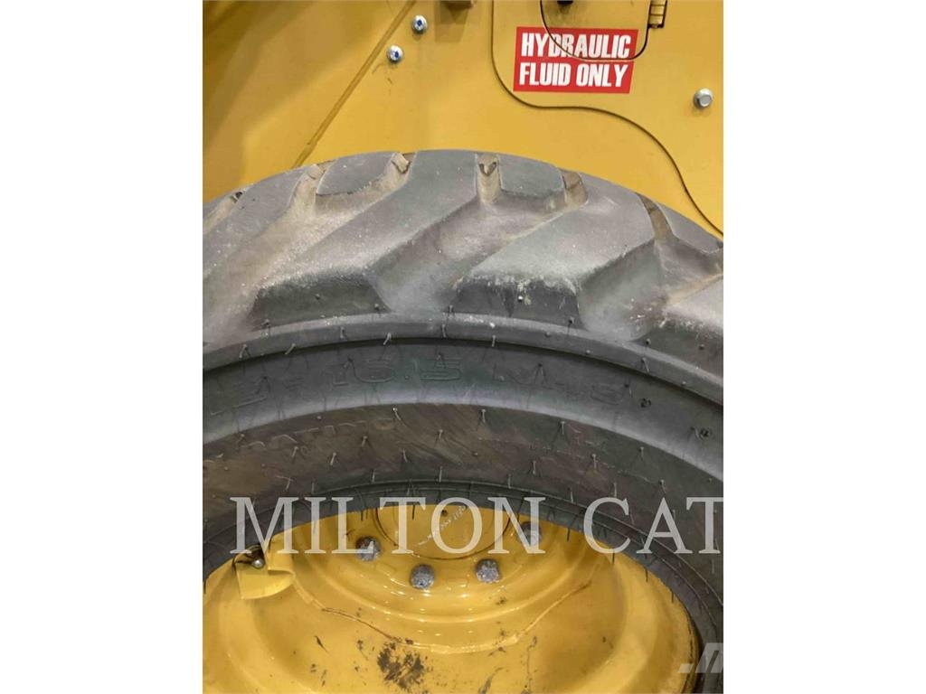 CAT 262D 3 Skid steer loaders