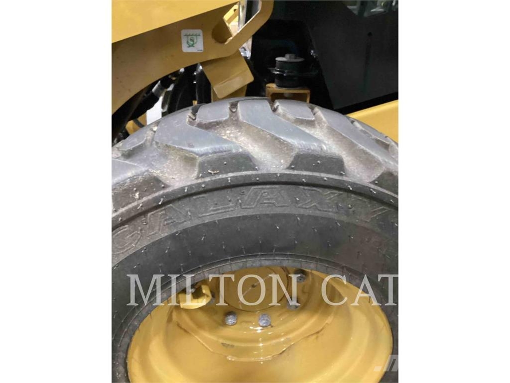 CAT 262D 3 Skid steer loaders