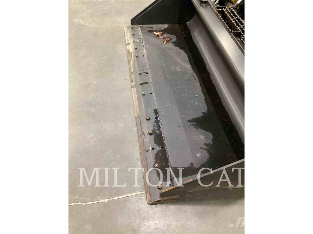 CAT 262D 3 Skid steer loaders