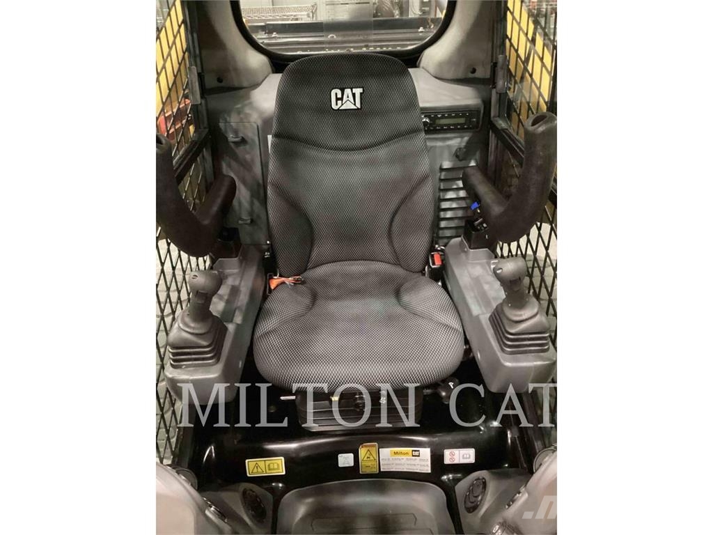 CAT 262D 3 Skid steer loaders