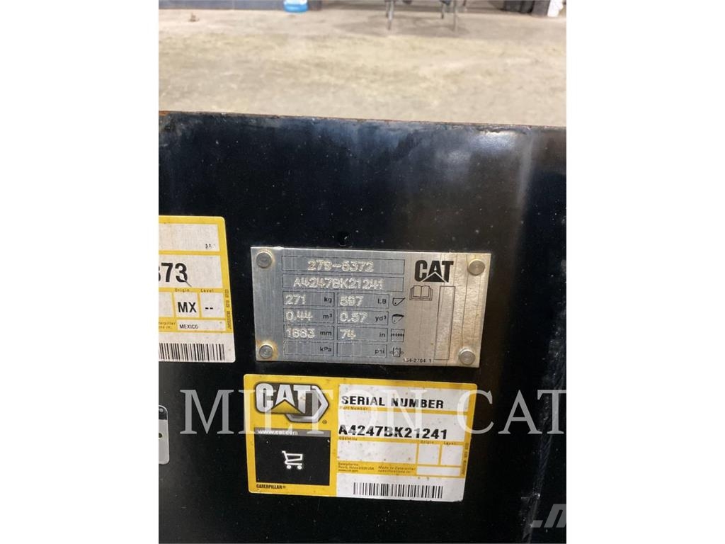 CAT 262D 3 Φορτωτάκια