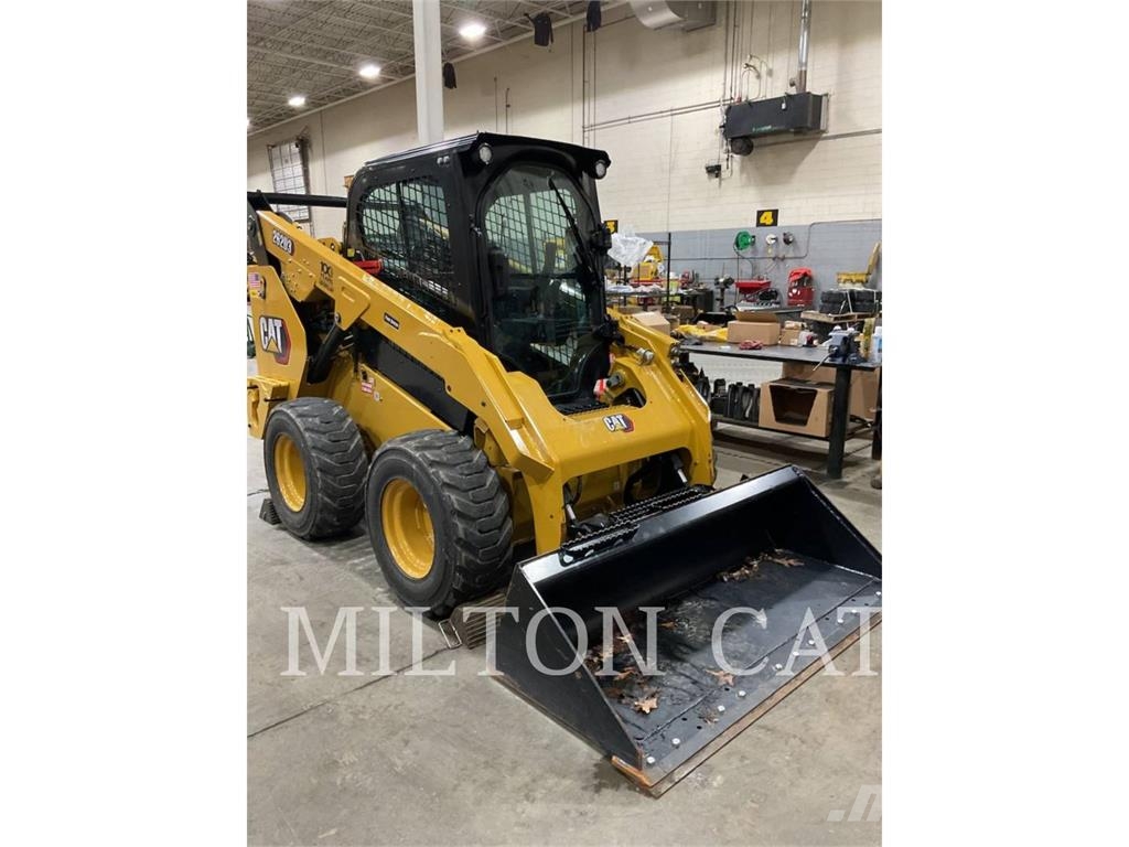 CAT 262D 3 Φορτωτάκια