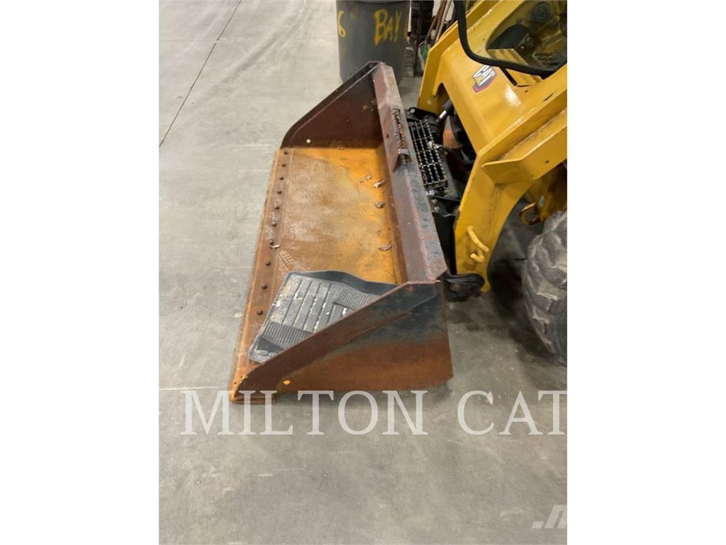 CAT 262D 3 Φορτωτάκια