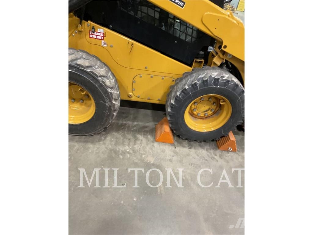 CAT 262D 3 Φορτωτάκια