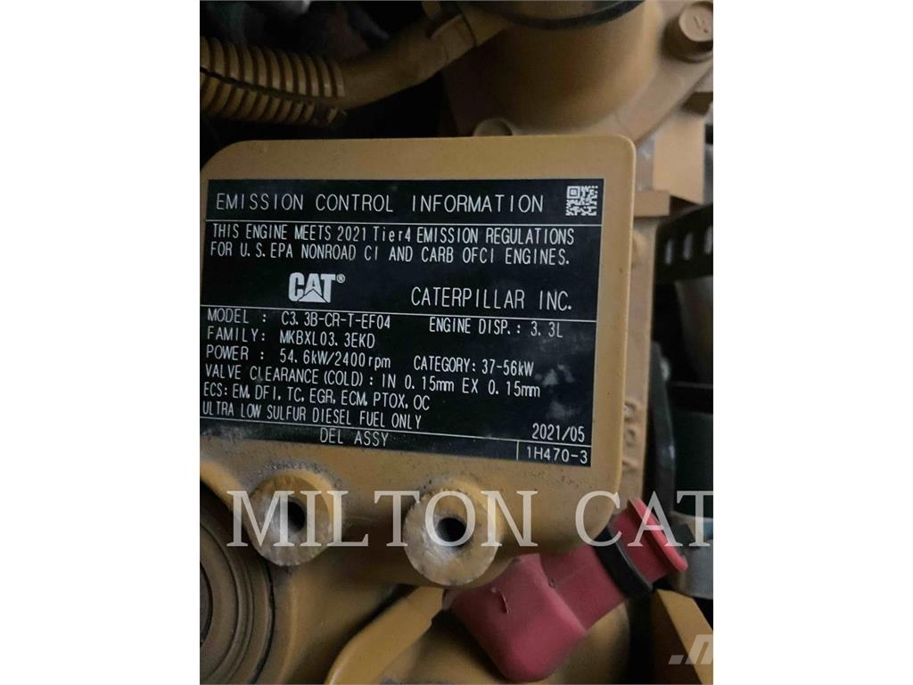 CAT 262D 3 لوادر انزلاقية التوجيه