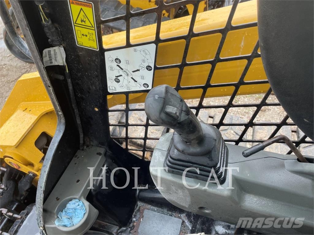 CAT 262D3 Skid steer loaders