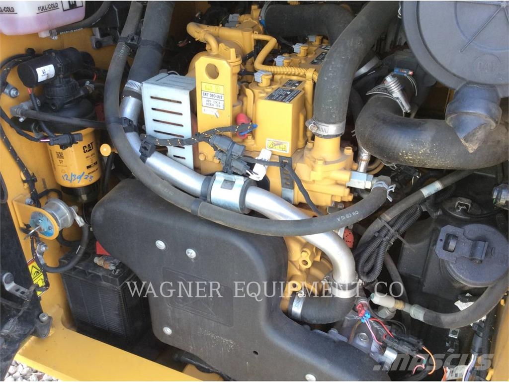CAT 262D3 Skid steer loaders