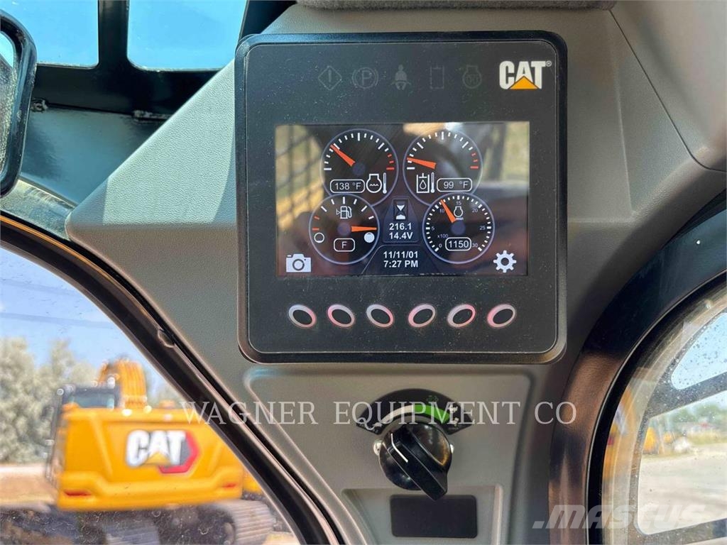 CAT 262D3 لوادر انزلاقية التوجيه