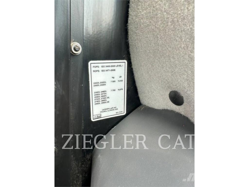 CAT 262D3 Kompaktrakodók