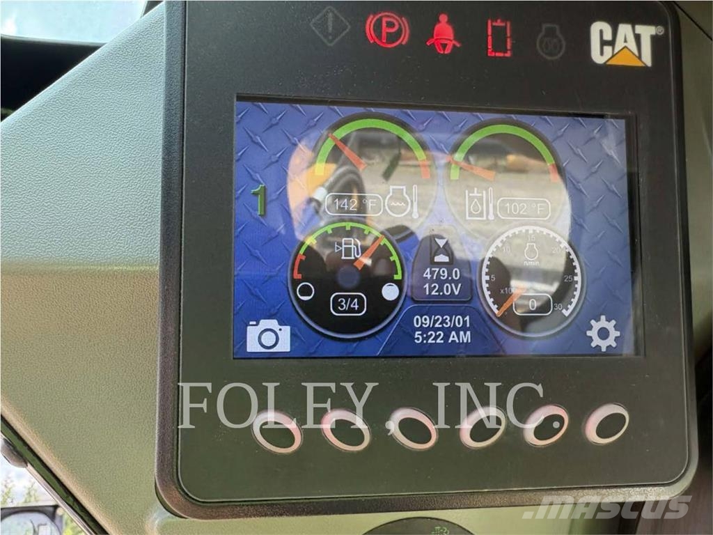 CAT 262D3 لوادر انزلاقية التوجيه