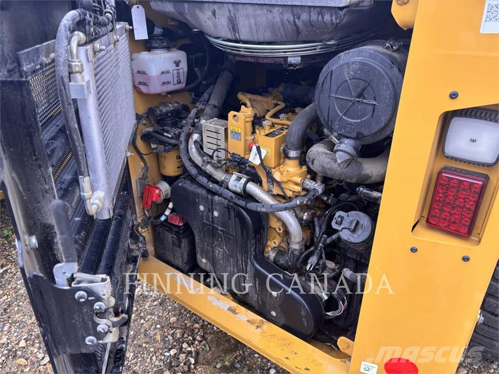 CAT 262D3 لوادر انزلاقية التوجيه