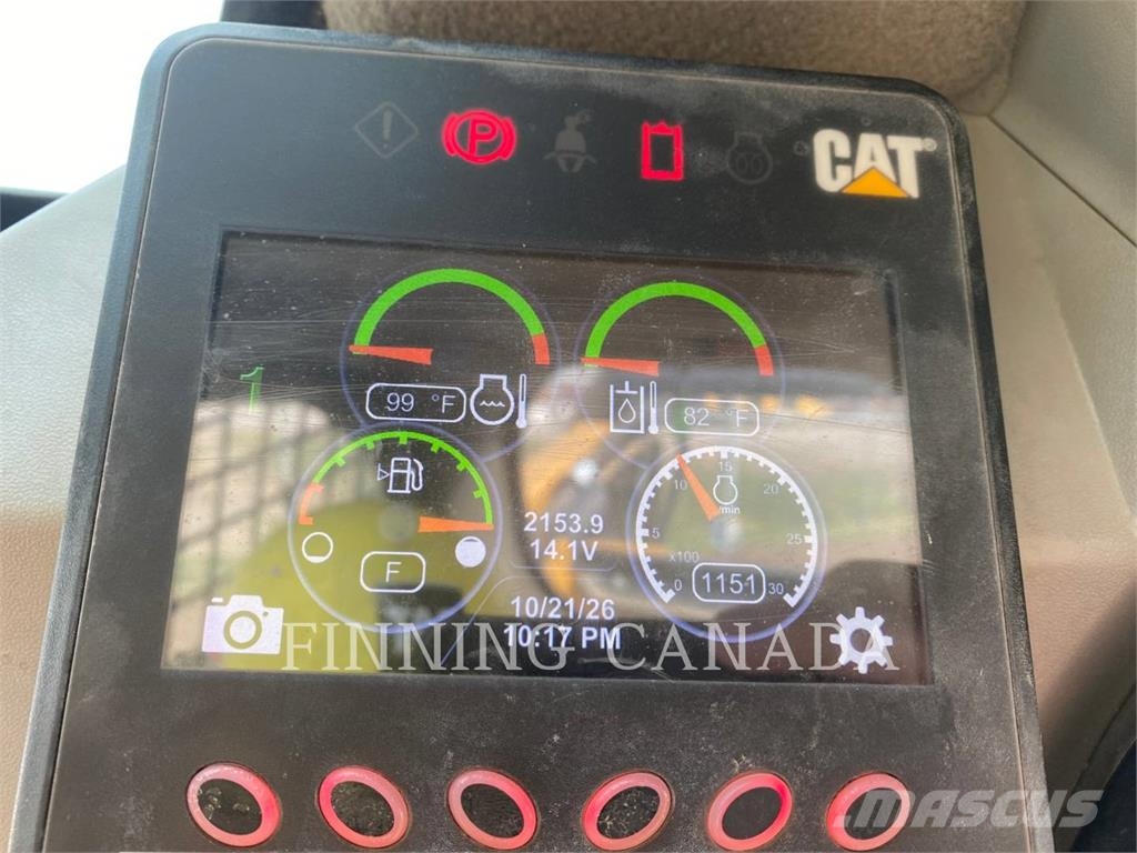 CAT 262D3 لوادر انزلاقية التوجيه