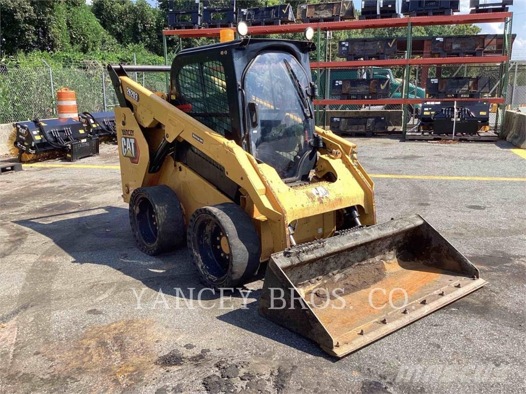 CAT 262D3 Mini Pale Gommate