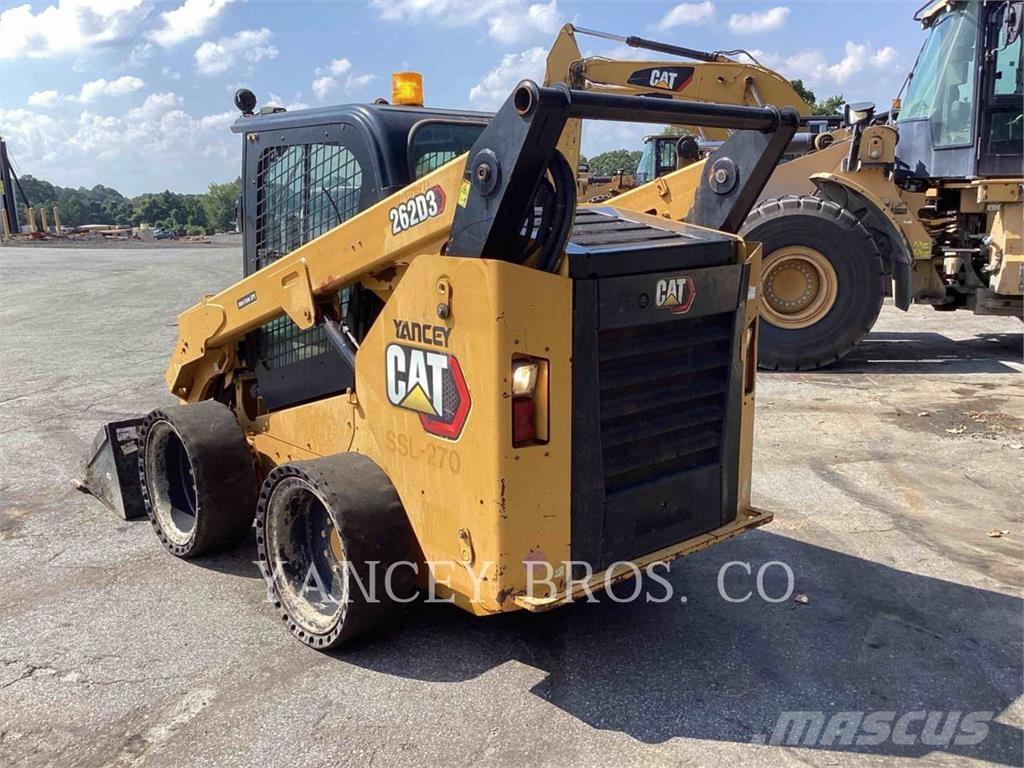CAT 262D3 Mini Pale Gommate
