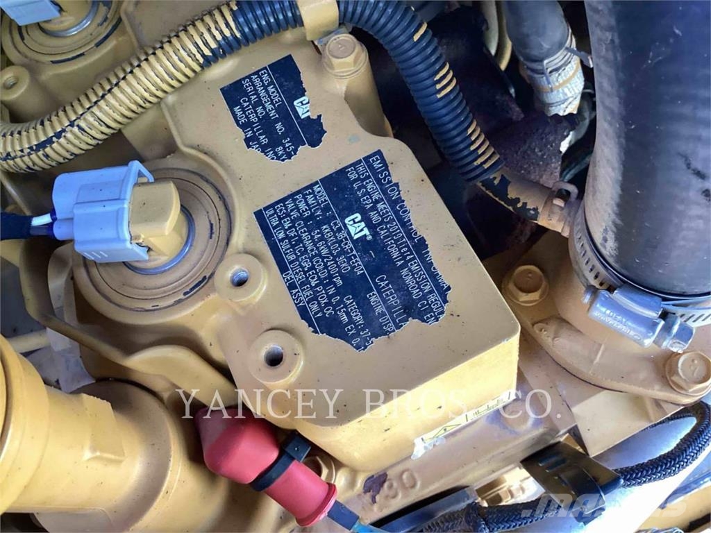 CAT 262D3 Mini Pale Gommate