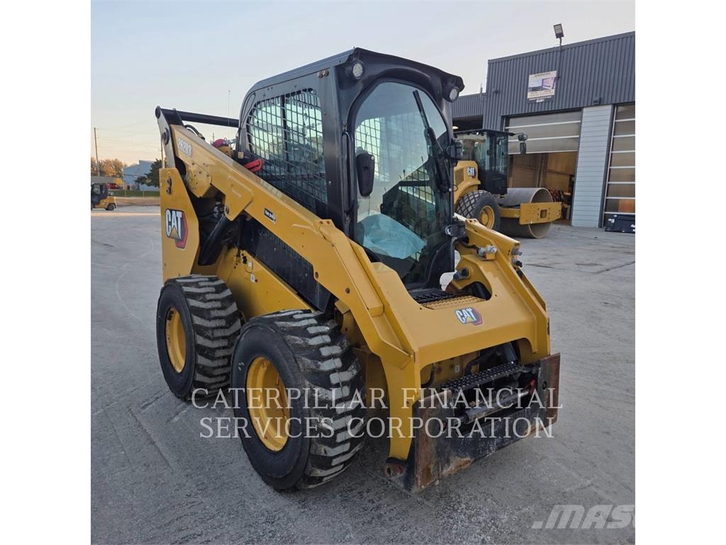 CAT 262D3 Skid steer loaders