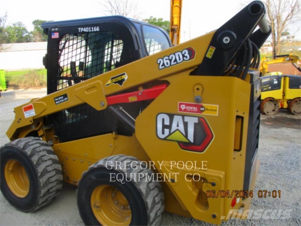 CAT 262D3 Lietoti riteņu kompaktiekrāvēji