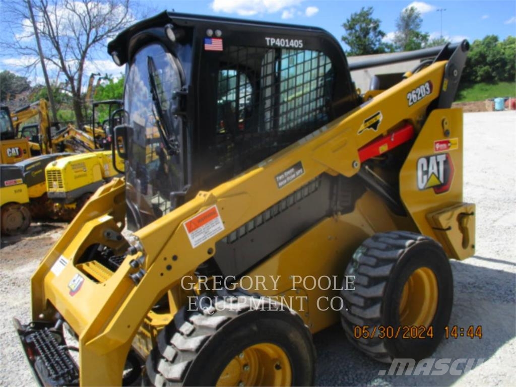 CAT 262D3 Skid steer loaders