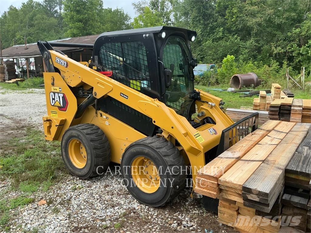 CAT 262D3 AC Liukuohjatut kuormaajat