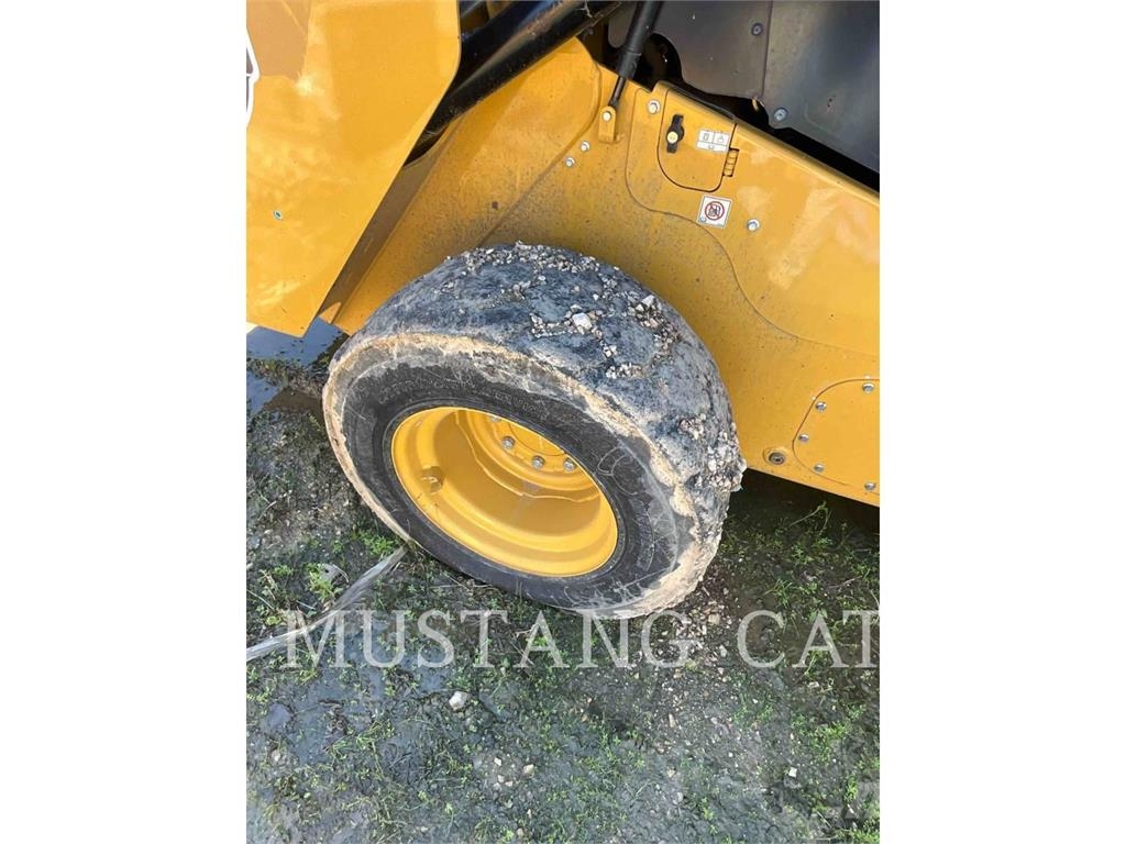 CAT 262D3 CA Φορτωτάκια