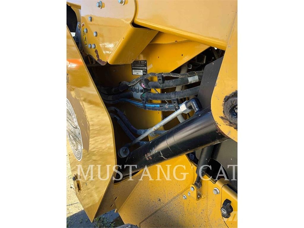 CAT 262D3 CA Φορτωτάκια