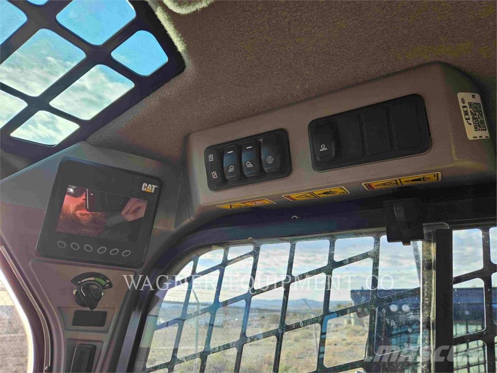 CAT 262D3 HF Skid steer loaders