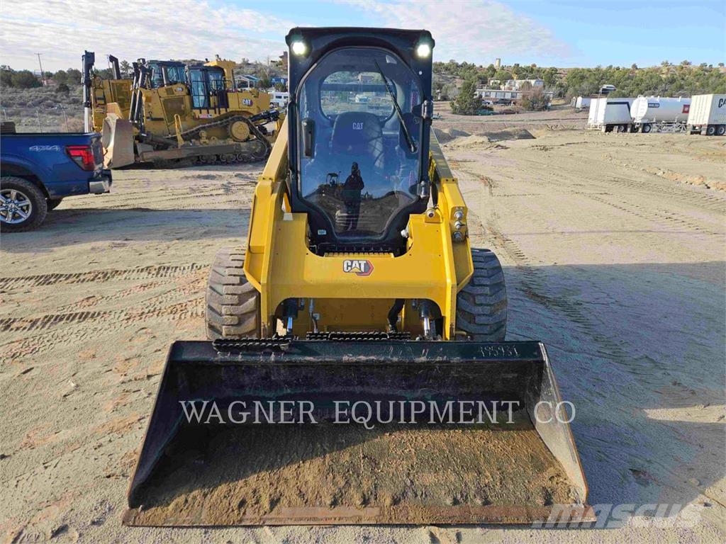 CAT 262D3 HF Skid steer loaders