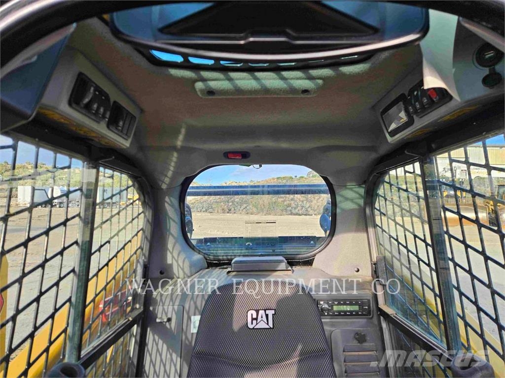 CAT 262D3 HF Skid steer loaders