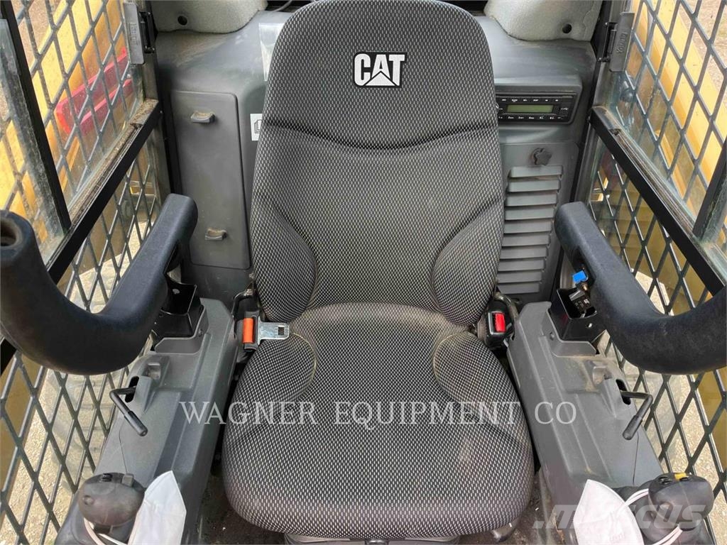 CAT 262D3 HF Φορτωτάκια