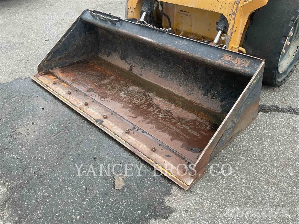 CAT 262D3 HF Φορτωτάκια