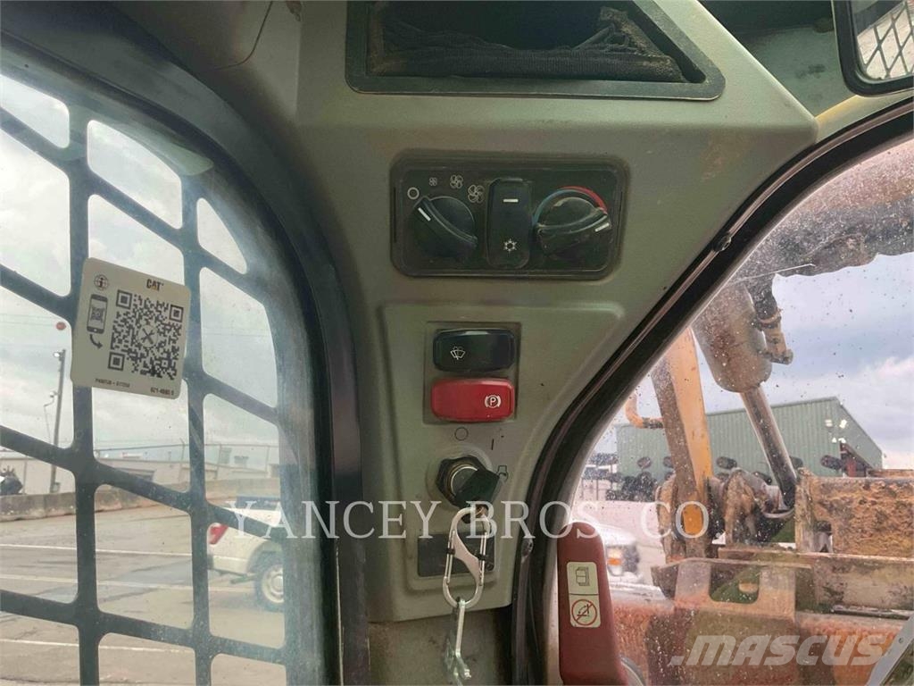 CAT 262D3 HF Φορτωτάκια