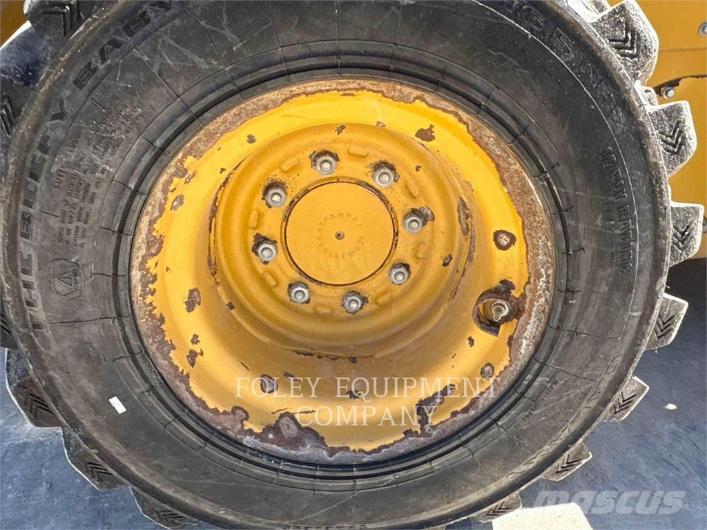 CAT 262D3STD2C Φορτωτάκια