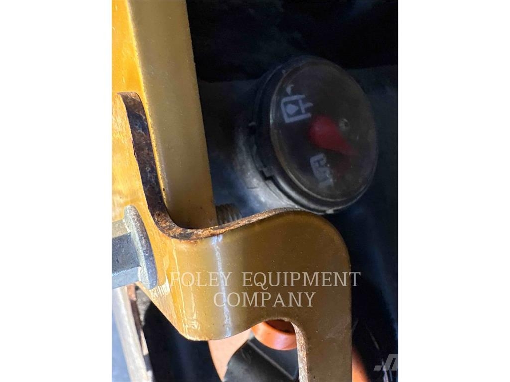 CAT 262D3STD2C Φορτωτάκια