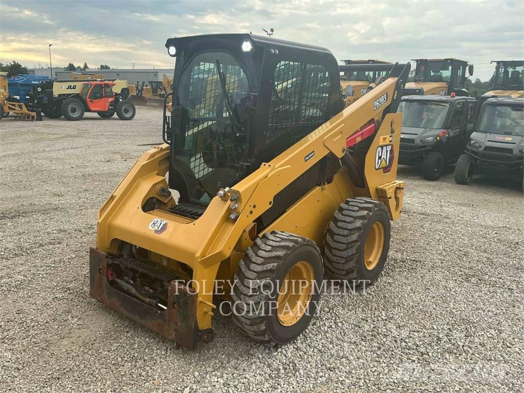 CAT 262D3STD2C Šmykom riadené nakladače